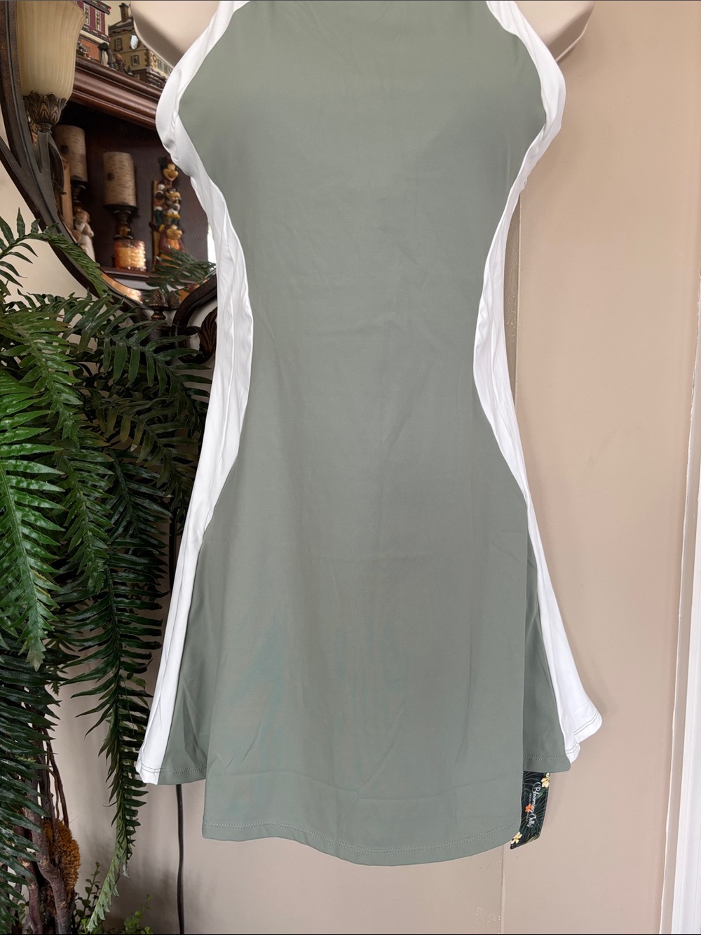 NWT Green & White Slimming Color Block Tennis Dress Built In Bra Racerback Golf - Picture 5 of 15